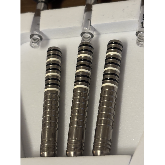 Chris Dobey Steeldart, 4 image