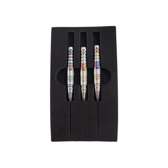 Cosmo Discovery Label Royden Lam Steeldarts, 3 image