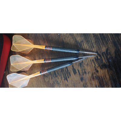 Mission Darts mit Condor Axe Orange Spitzen nicht Orginal